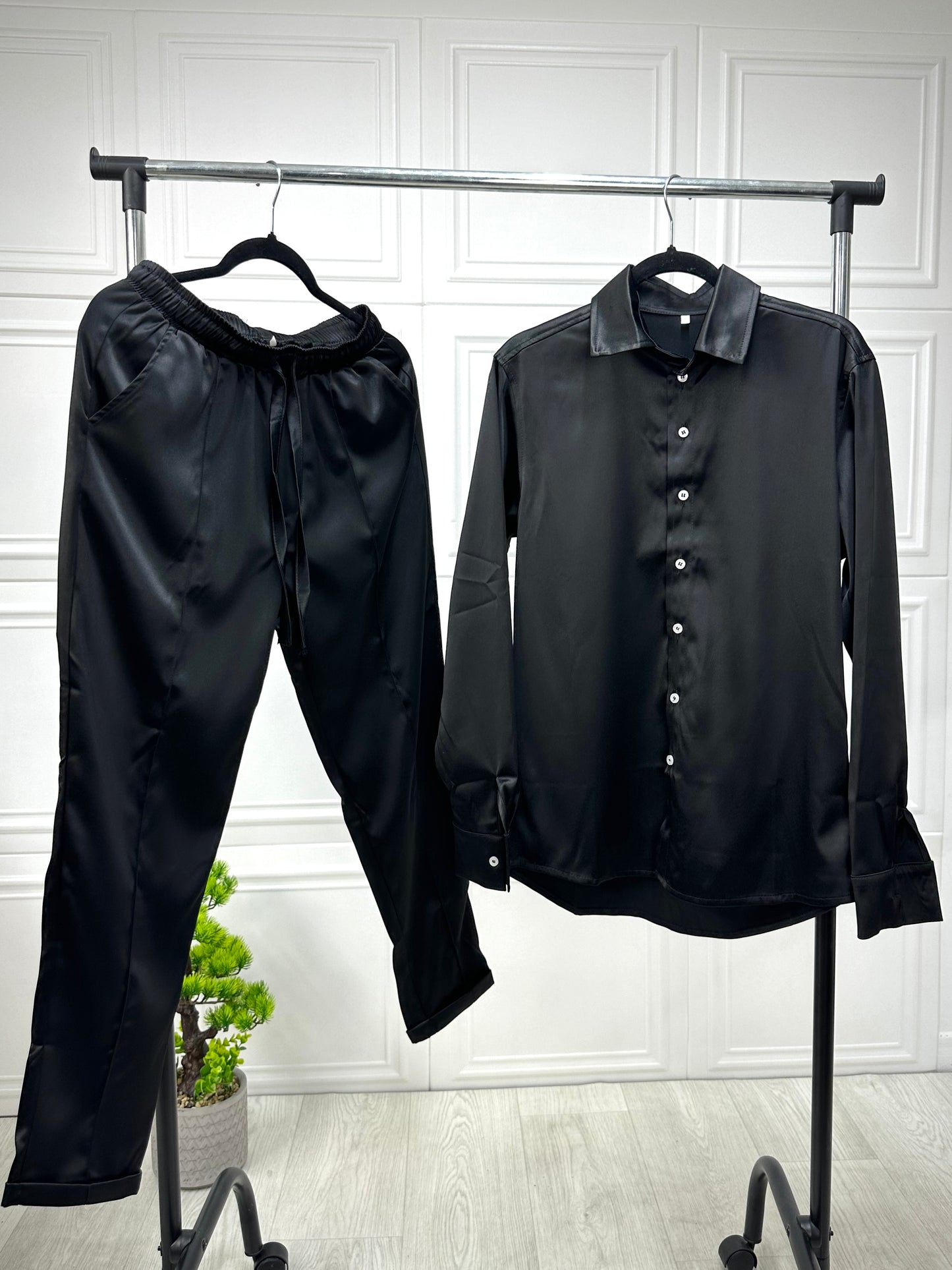 Compleu Statment Negru