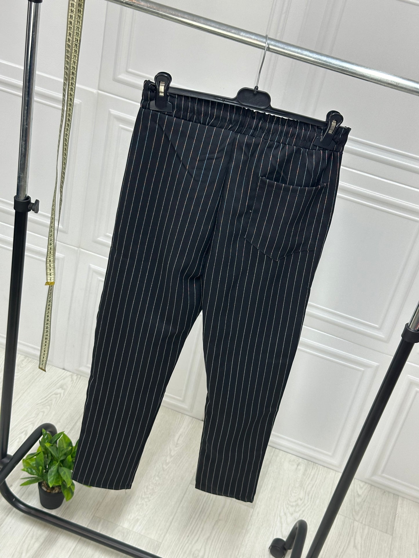 Pantaloni Pinstripe Negrii