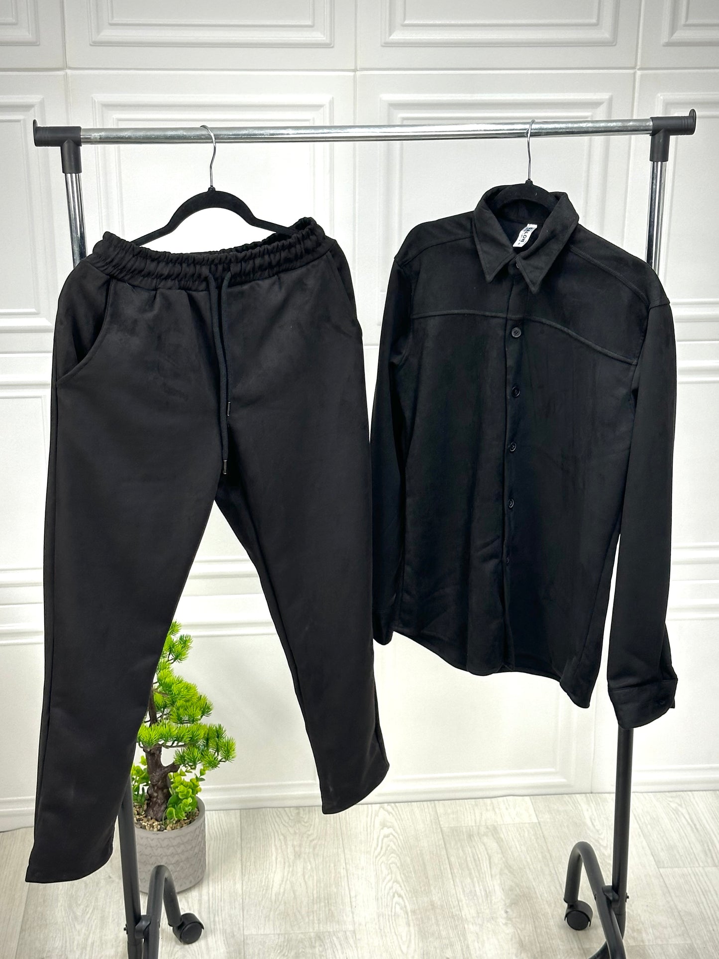 Compleu Soft-Touch Negru