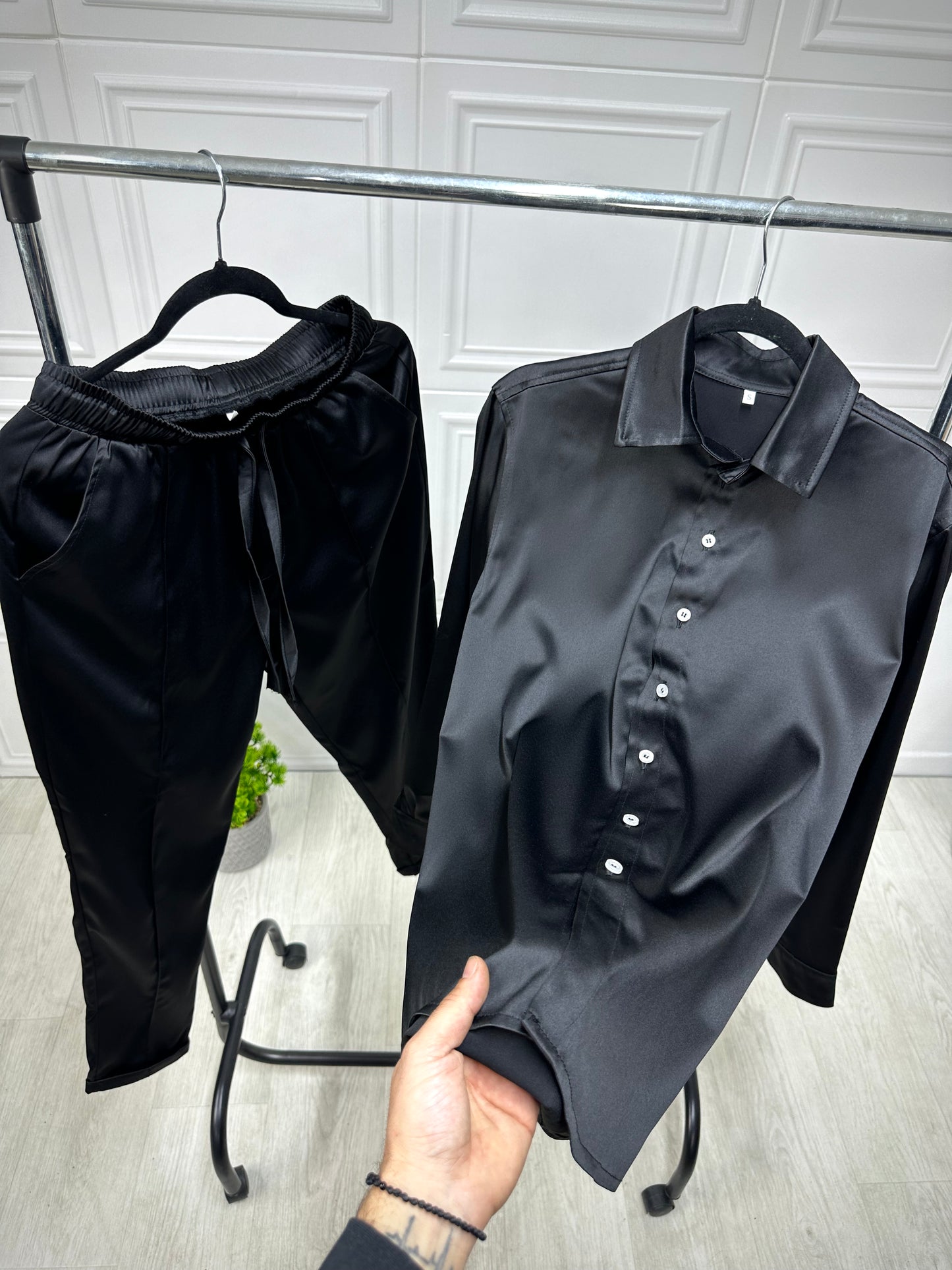 Compleu Statment Negru